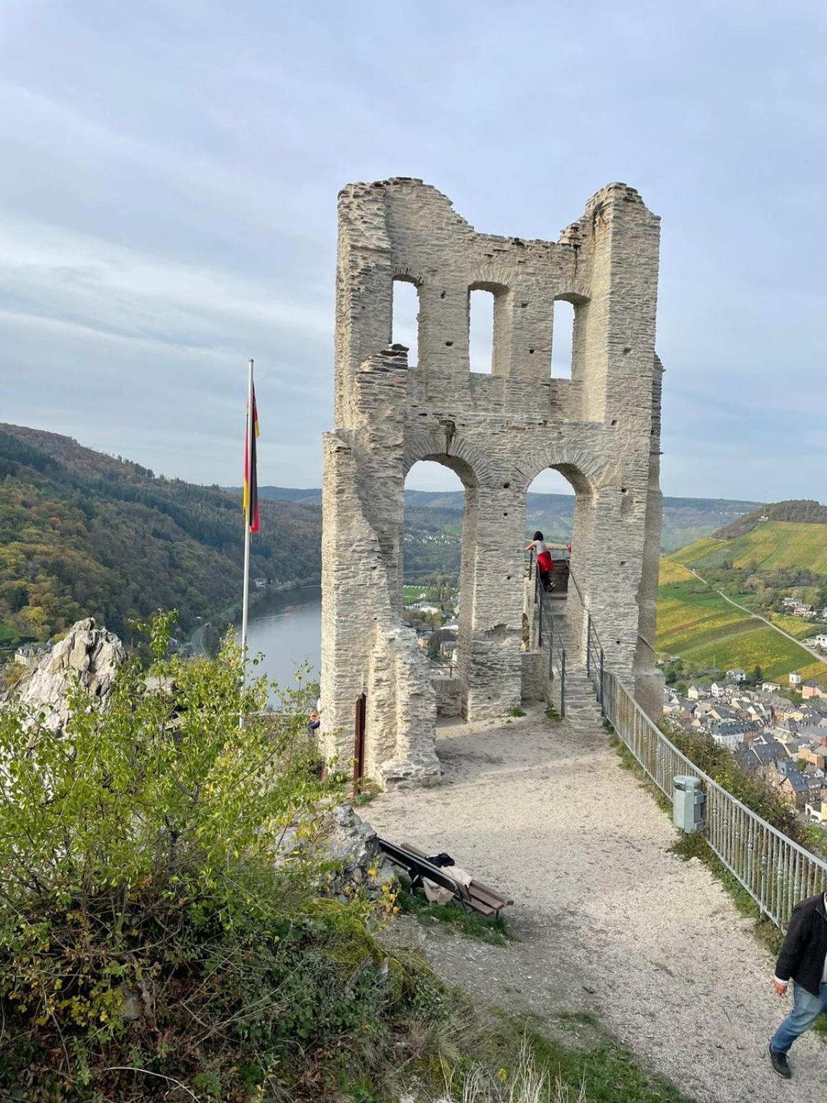 Am Apfelbaum, Ein Ferienhaus Zwischen Rhein Und Mosel Kastellaun Eksteriør bilde